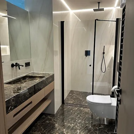 Luxury La Baia - Gartenwohnung