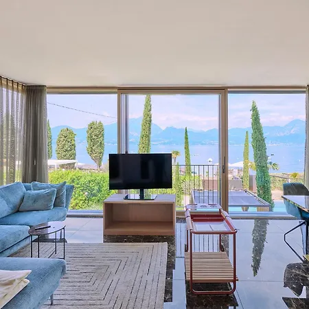 Appartement Luxury La Baia - Gartenwohnung *
