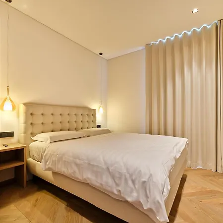Appartement Luxury La Baia - Gartenwohnung Torri Del Benaco