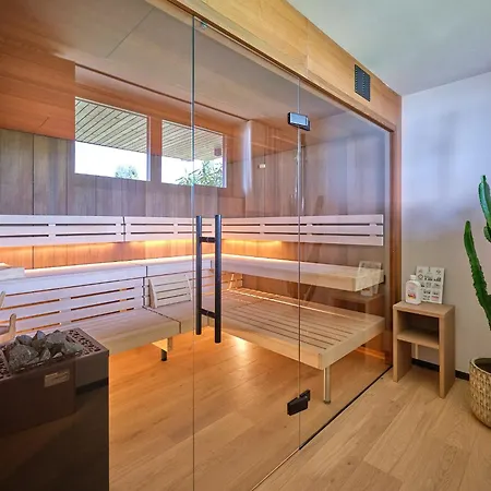 Luxury La Baia - Gartenwohnung Torri Del Benaco